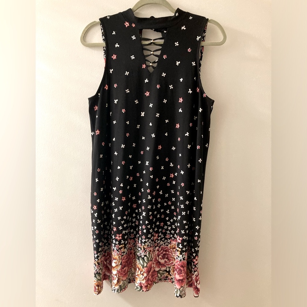 No Boundaries Floral Dress‎ size Large